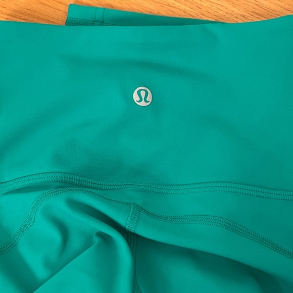 NWT (new with tag) Lululemon Groove SHR Flare Pant *Nulu 32.5”  Size 0 - Picture 5 of 5